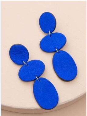 Eye Catching Royal Blue Leather Lupine Earring